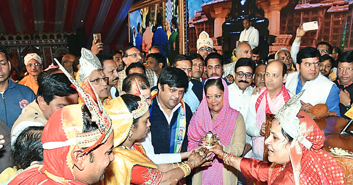 Sudhasagar blesses Raje, says time is right to go ahead...
